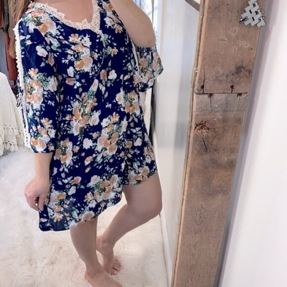 Umgee floral boho dress size medium - Picture 1 of 7